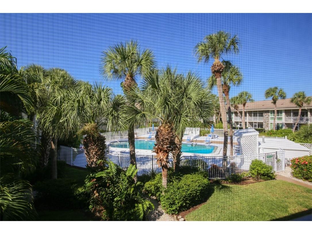 500 S Washington Drive #26B Sarasota FL 34236 A4163904 image18