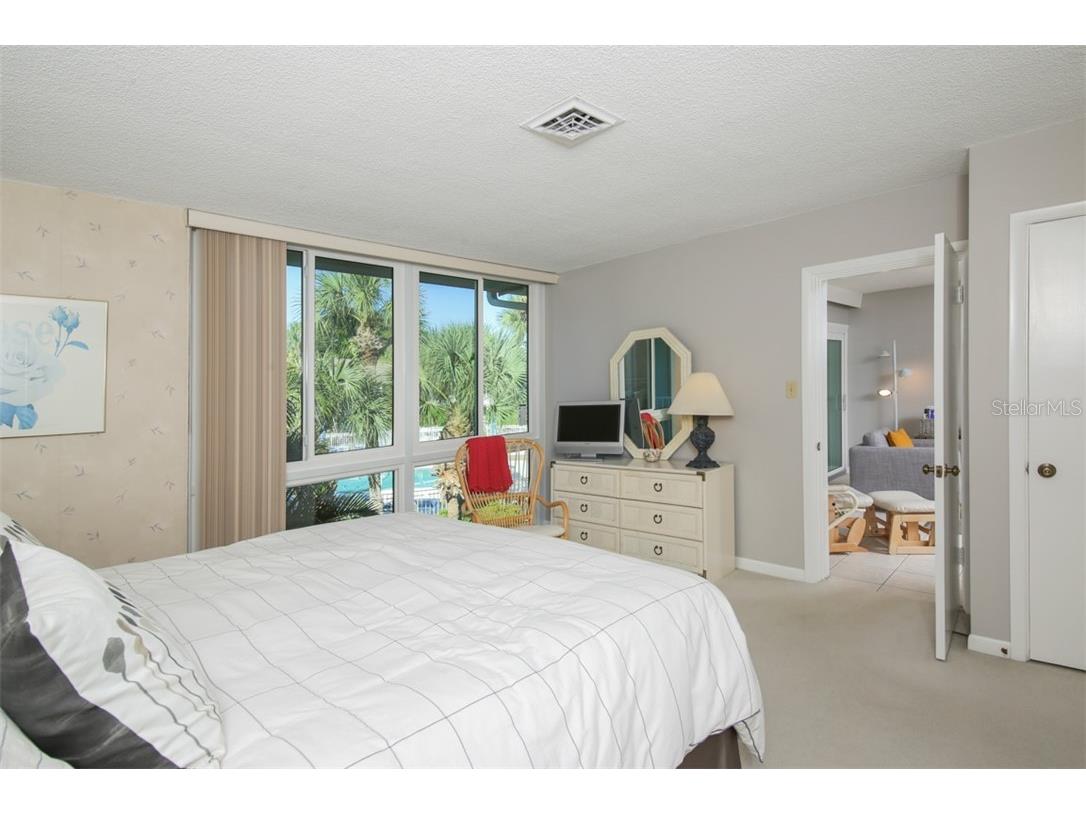 500 S Washington Drive #26B Sarasota FL 34236 A4163904 image19