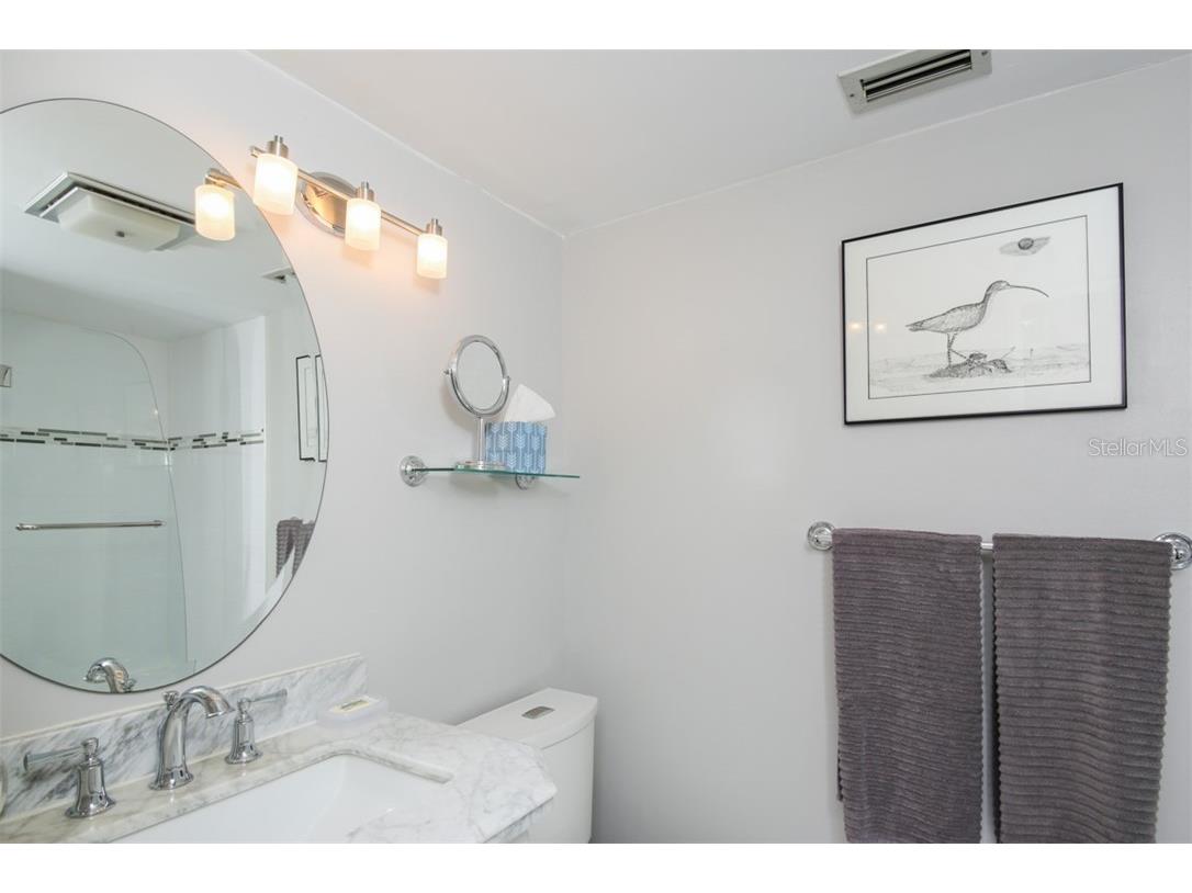 500 S Washington Drive #26B Sarasota FL 34236 A4163904 image23