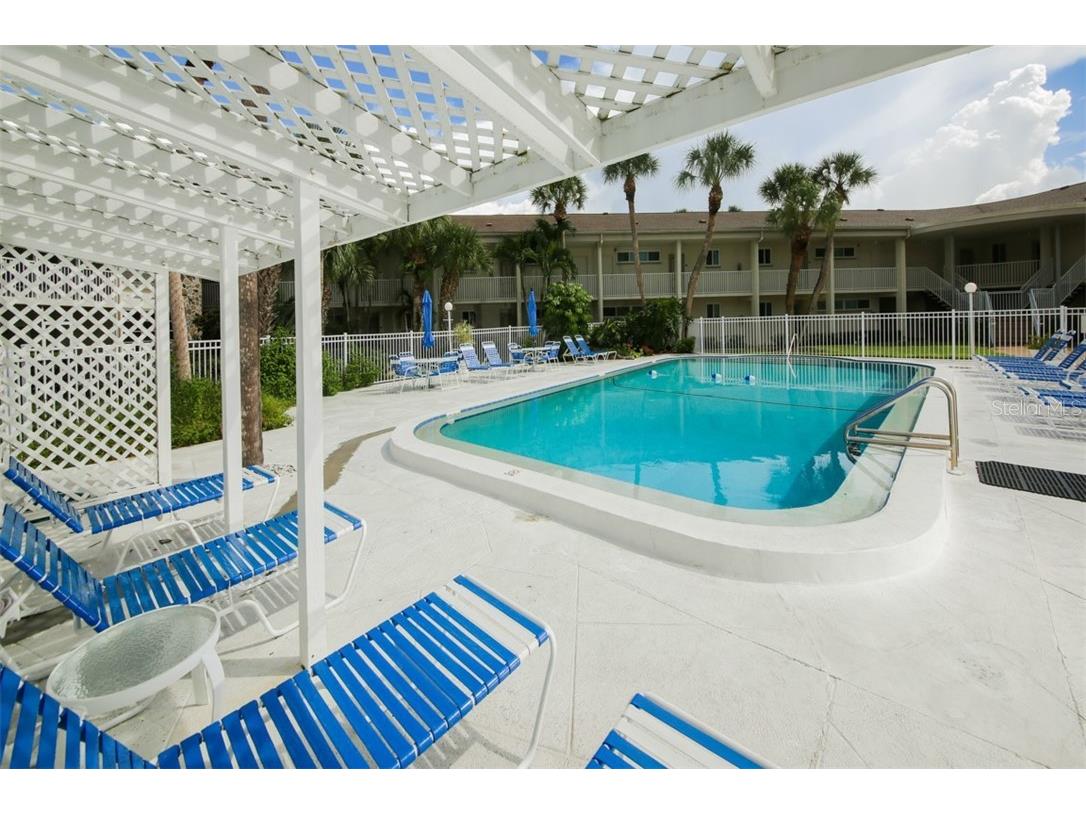 500 S Washington Drive #26B Sarasota FL 34236 A4163904 image28