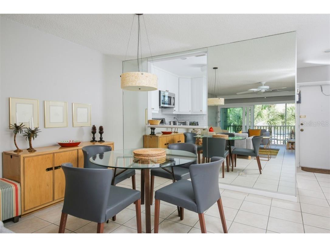 500 S Washington Drive #26B Sarasota FL 34236 A4163904 image5