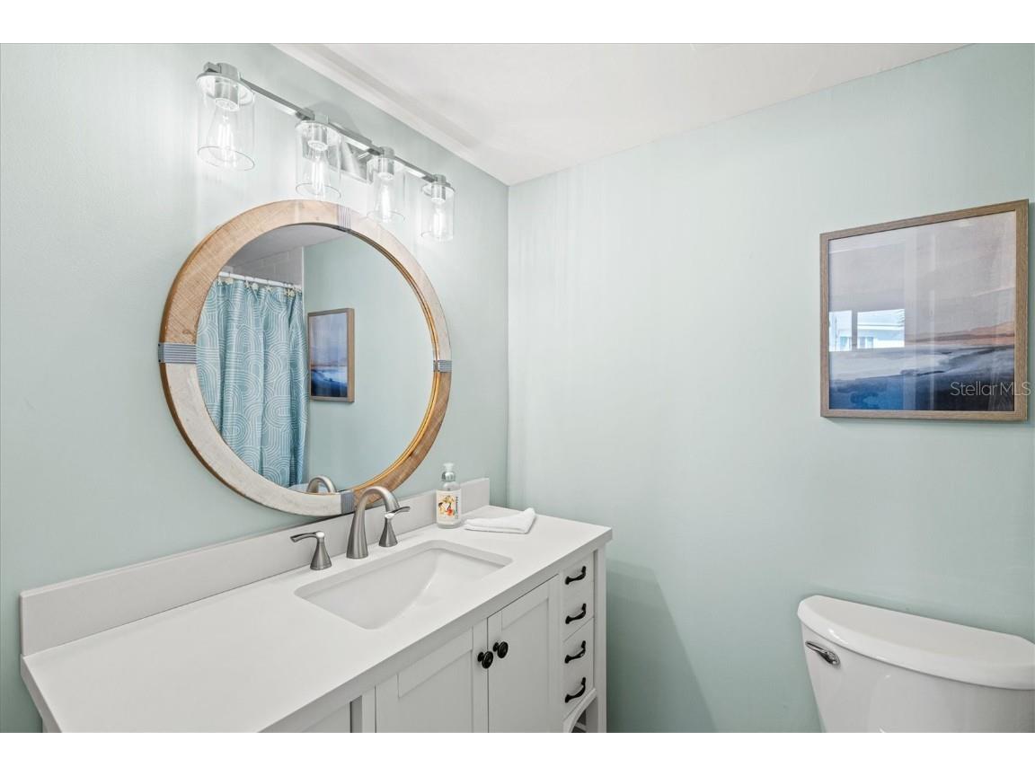 500 S Washington Drive #2A Sarasota FL 34236 A4674762 image21