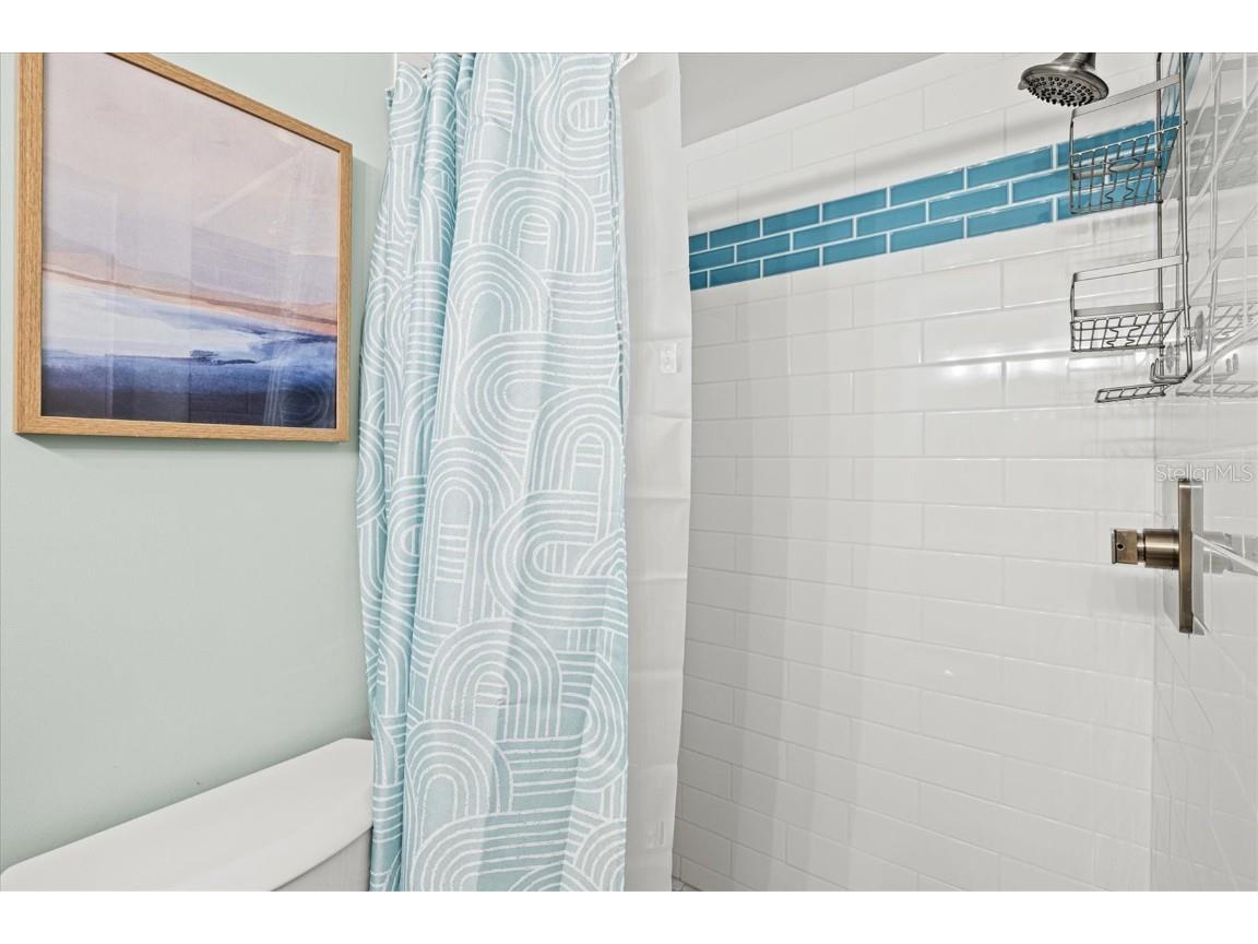 500 S Washington Drive #2A Sarasota FL 34236 A4674762 image22