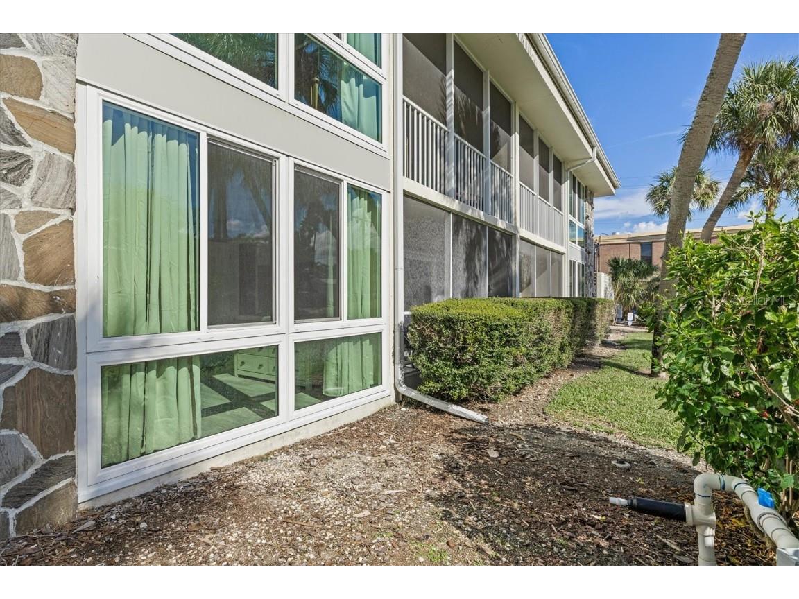 500 S Washington Drive #2A Sarasota FL 34236 A4674762 image27