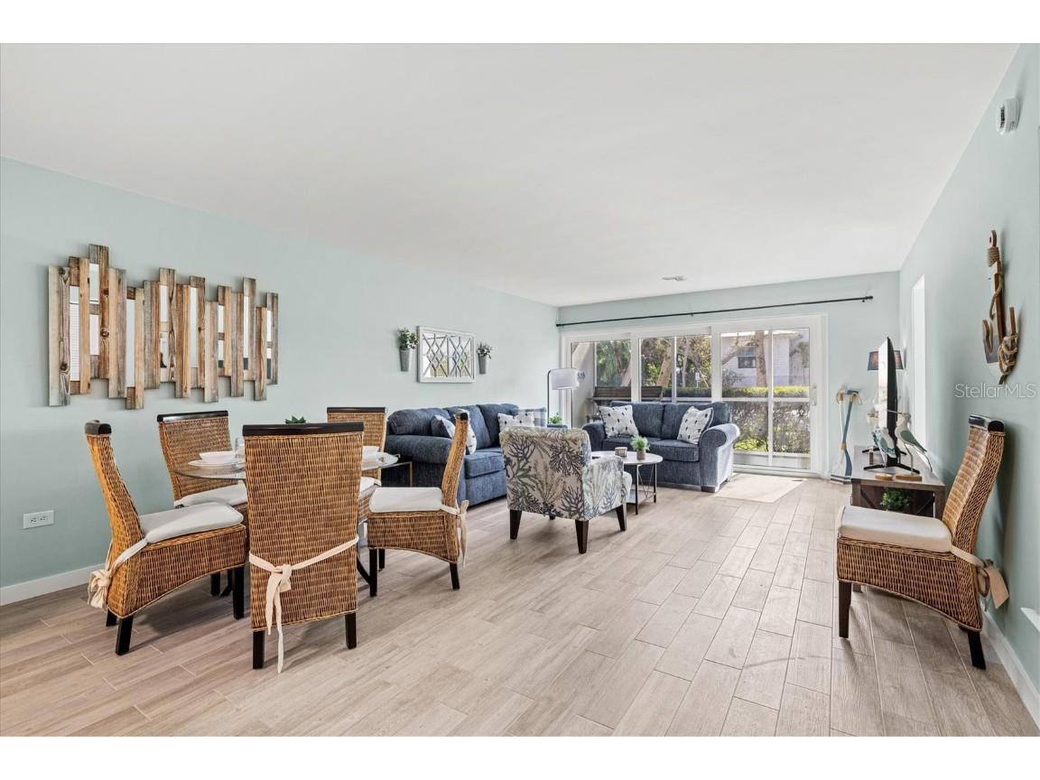 500 S Washington Drive #2A Sarasota FL 34236 A4674762 image5