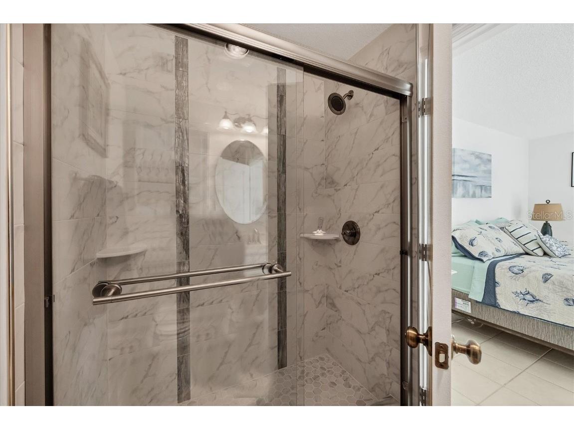 500 S Washington Drive #3A Sarasota FL 34236 A4670508 image15