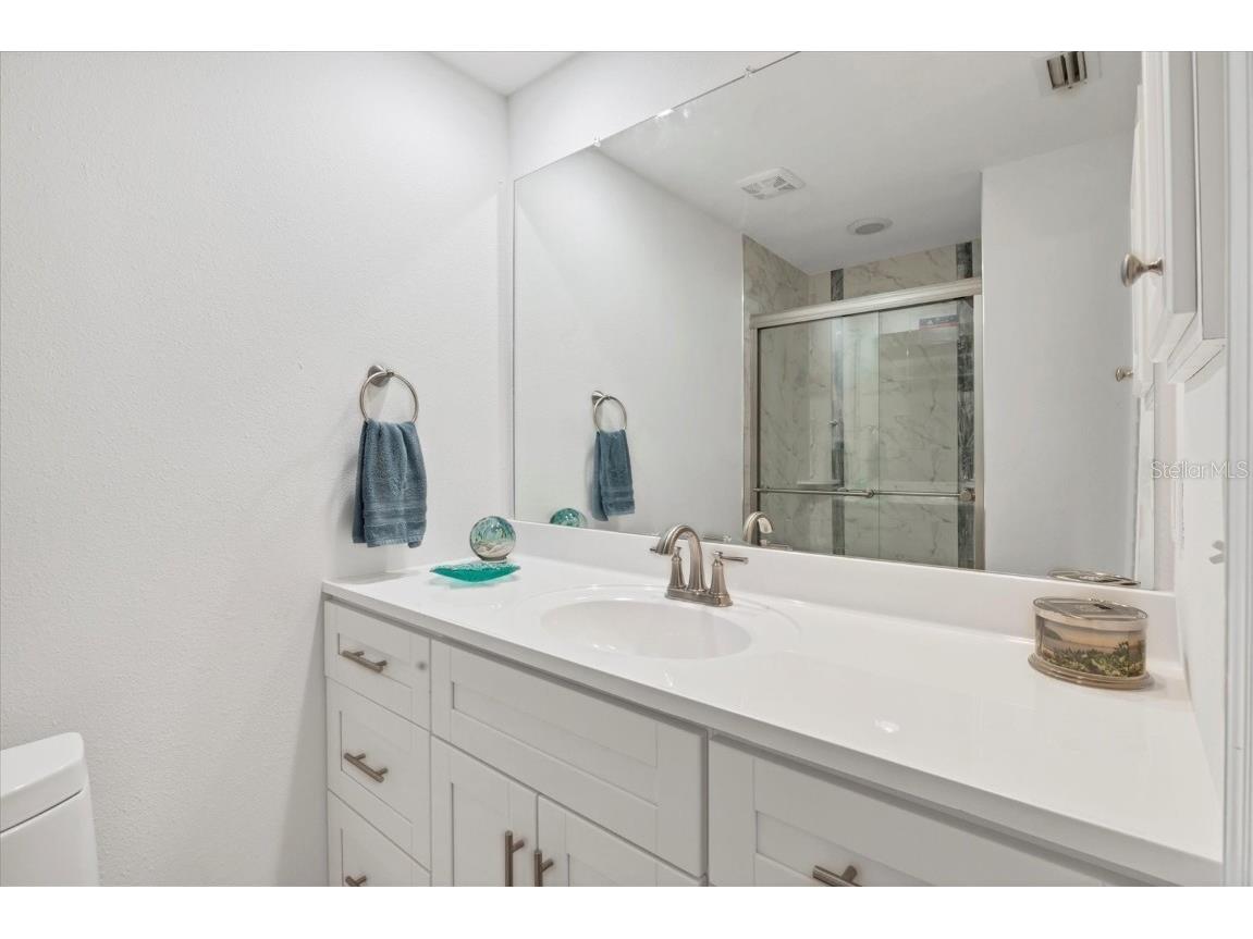 500 S Washington Drive #3A Sarasota FL 34236 A4670508 image17