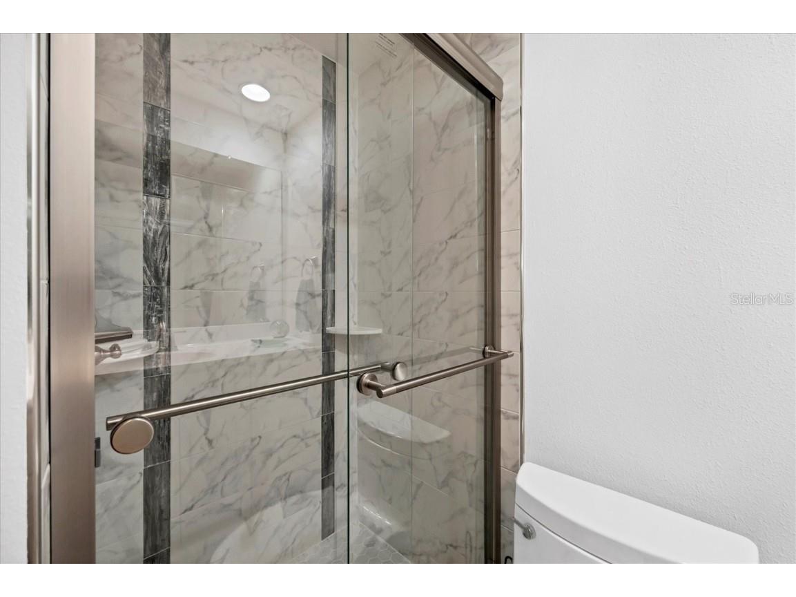 500 S Washington Drive #3A Sarasota FL 34236 A4670508 image18