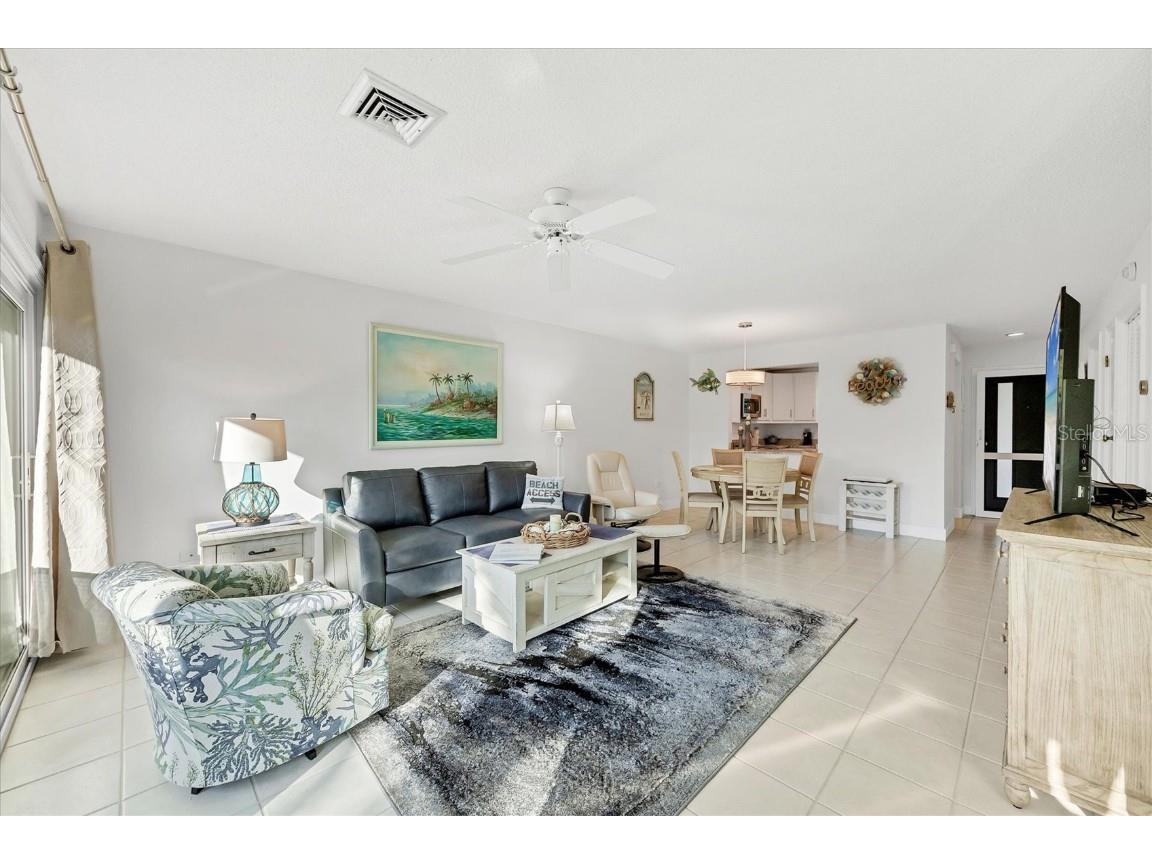 500 S Washington Drive #3A Sarasota FL 34236 A4670508 image6