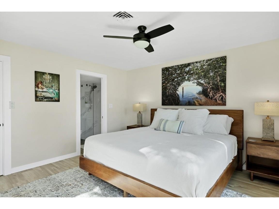 500 S Washington Drive #5A Sarasota FL 34236 A4673702 image17