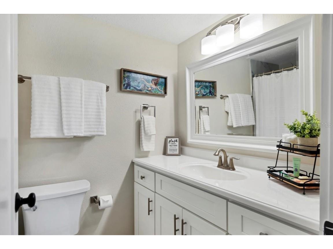 500 S Washington Drive #5A Sarasota FL 34236 A4673702 image22