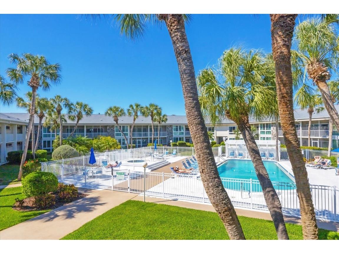 500 S Washington Drive #5A Sarasota FL 34236 A4673702 image25