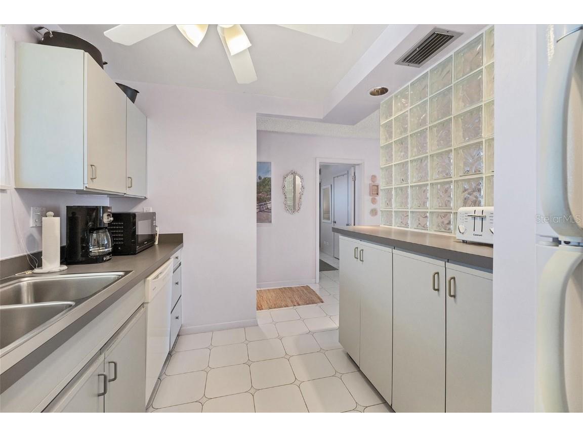 500 S Washington Drive #5B Sarasota FL 34236 A4604124 image11