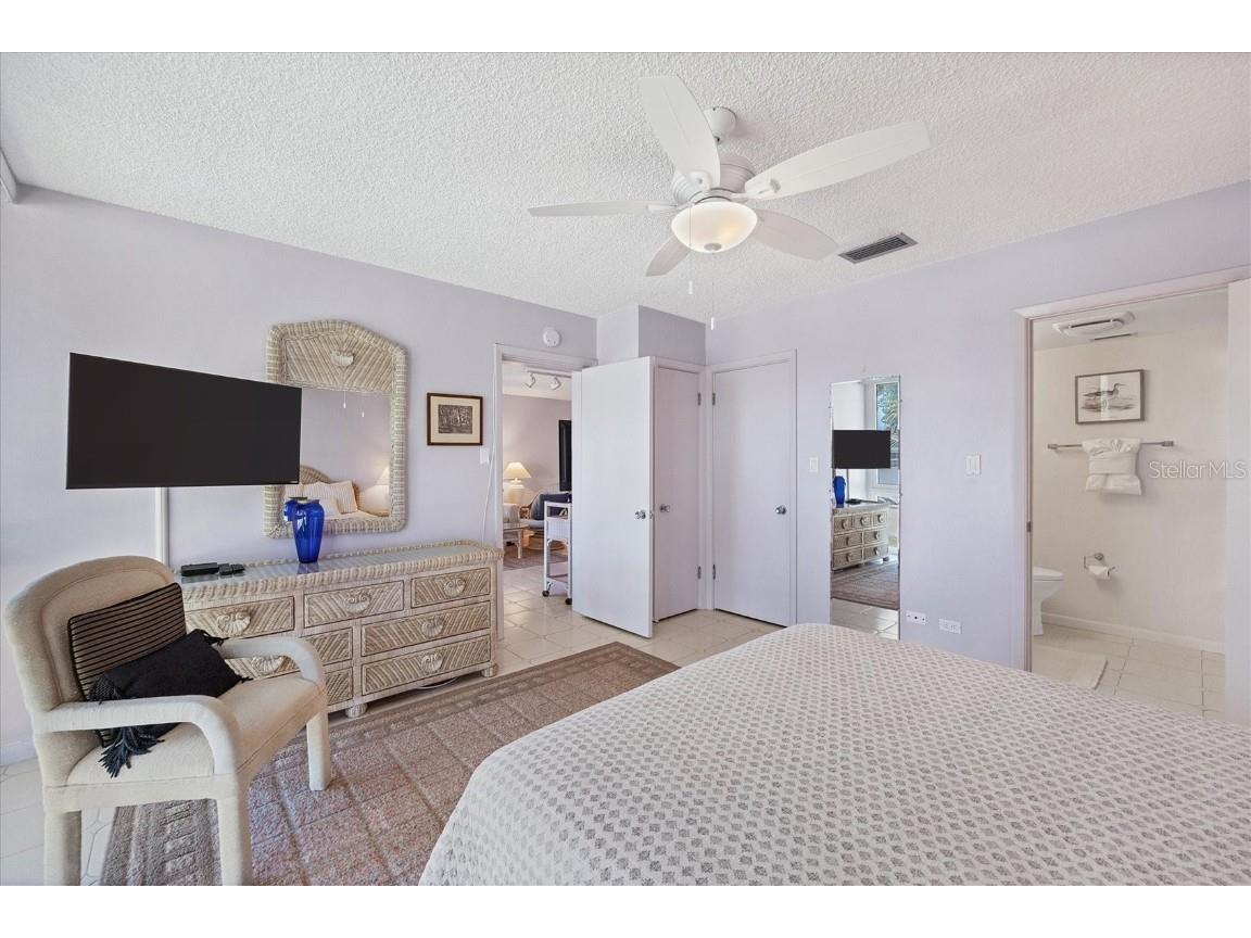 500 S Washington Drive #5B Sarasota FL 34236 A4604124 image16