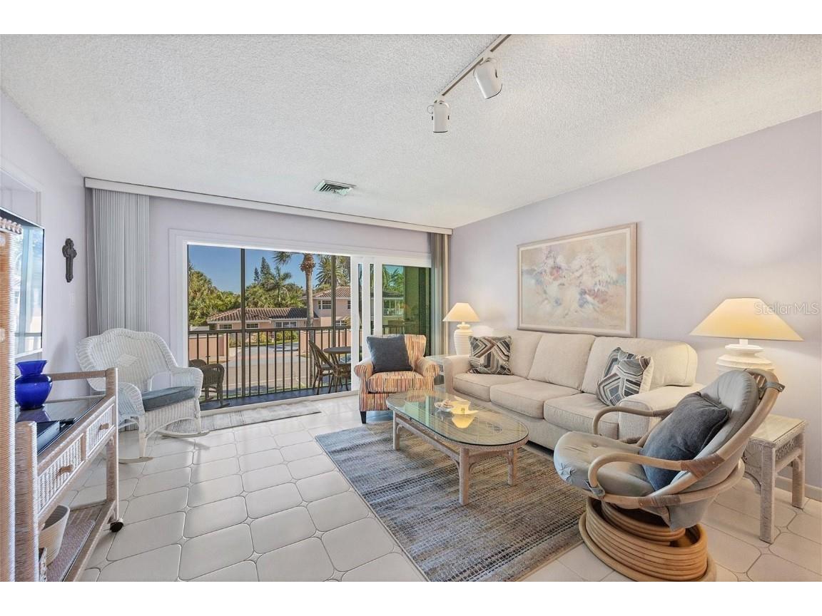 500 S Washington Drive #5B Sarasota FL 34236 A4604124 image4