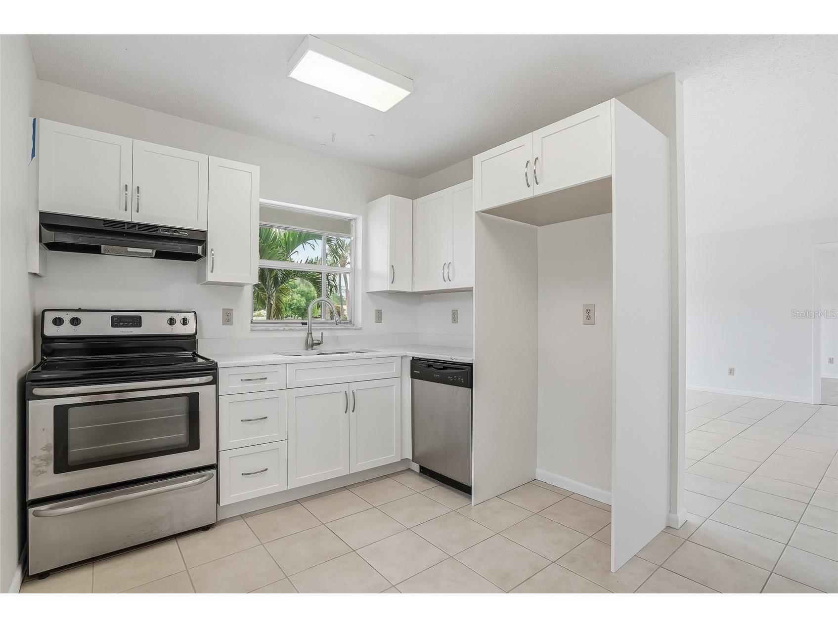 500 Santa Cruz Place NE #D Saint Petersburg FL 33703 TB8496391 image9
