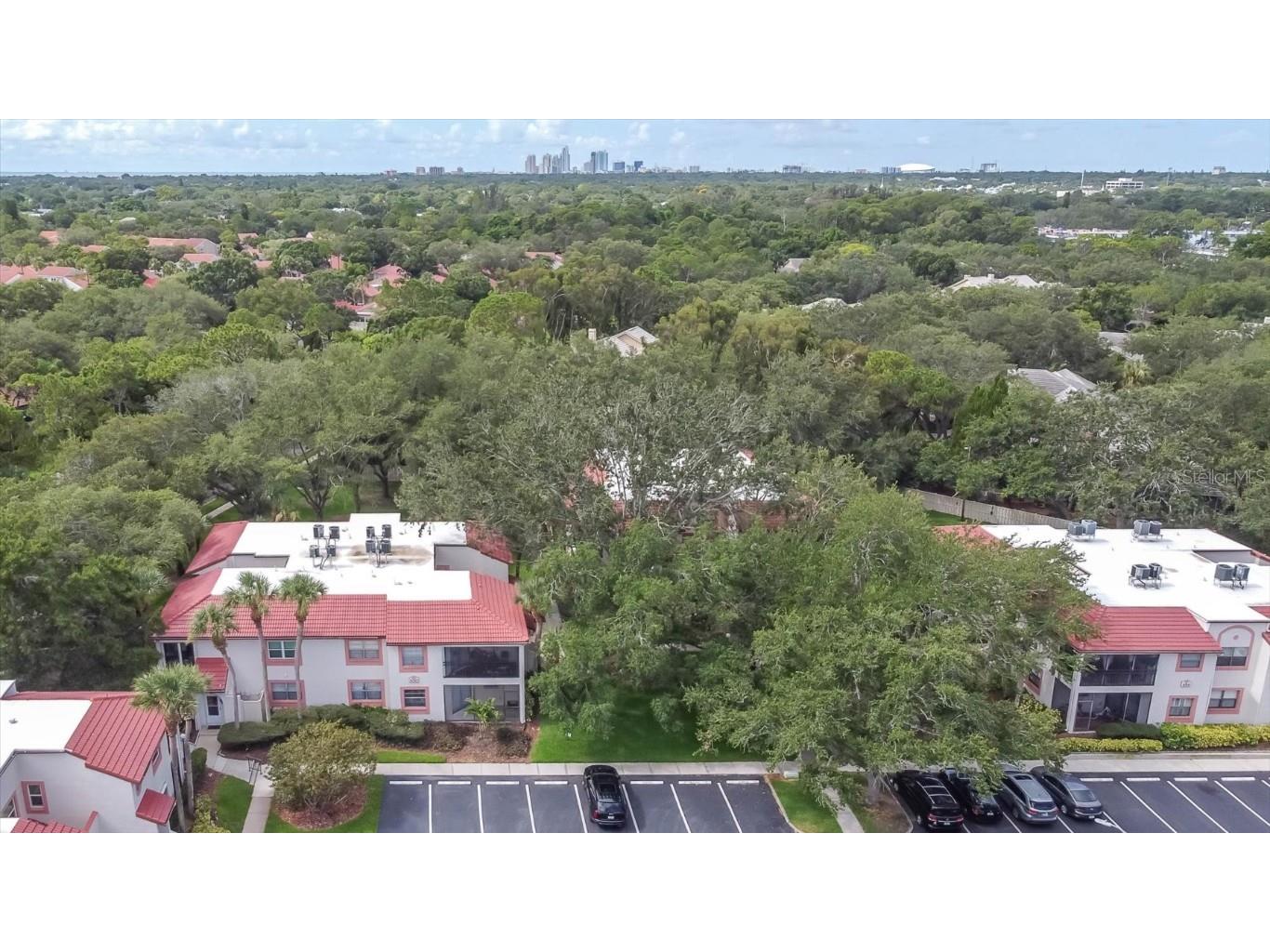 500 Santa Cruz Place NE #G Saint Petersburg FL 33703 U8206791 image1