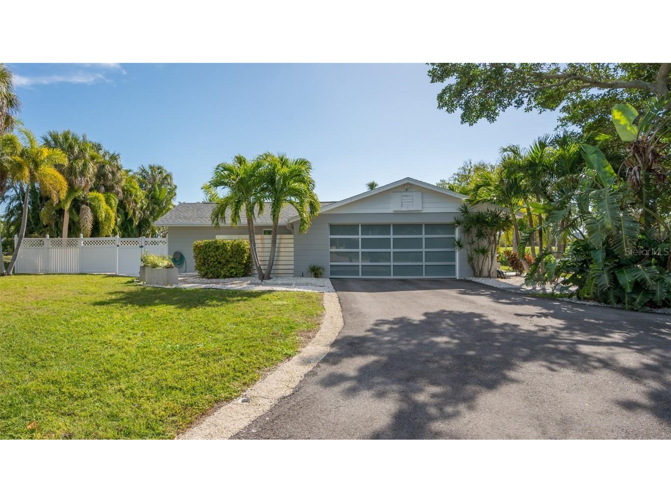 500 Schooner Lane Longboat Key FL 34228 A4561269 image1