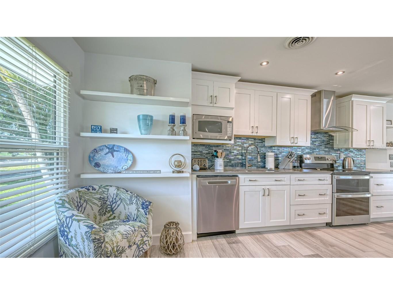 500 Schooner Lane Longboat Key FL 34228 A4561269 image16