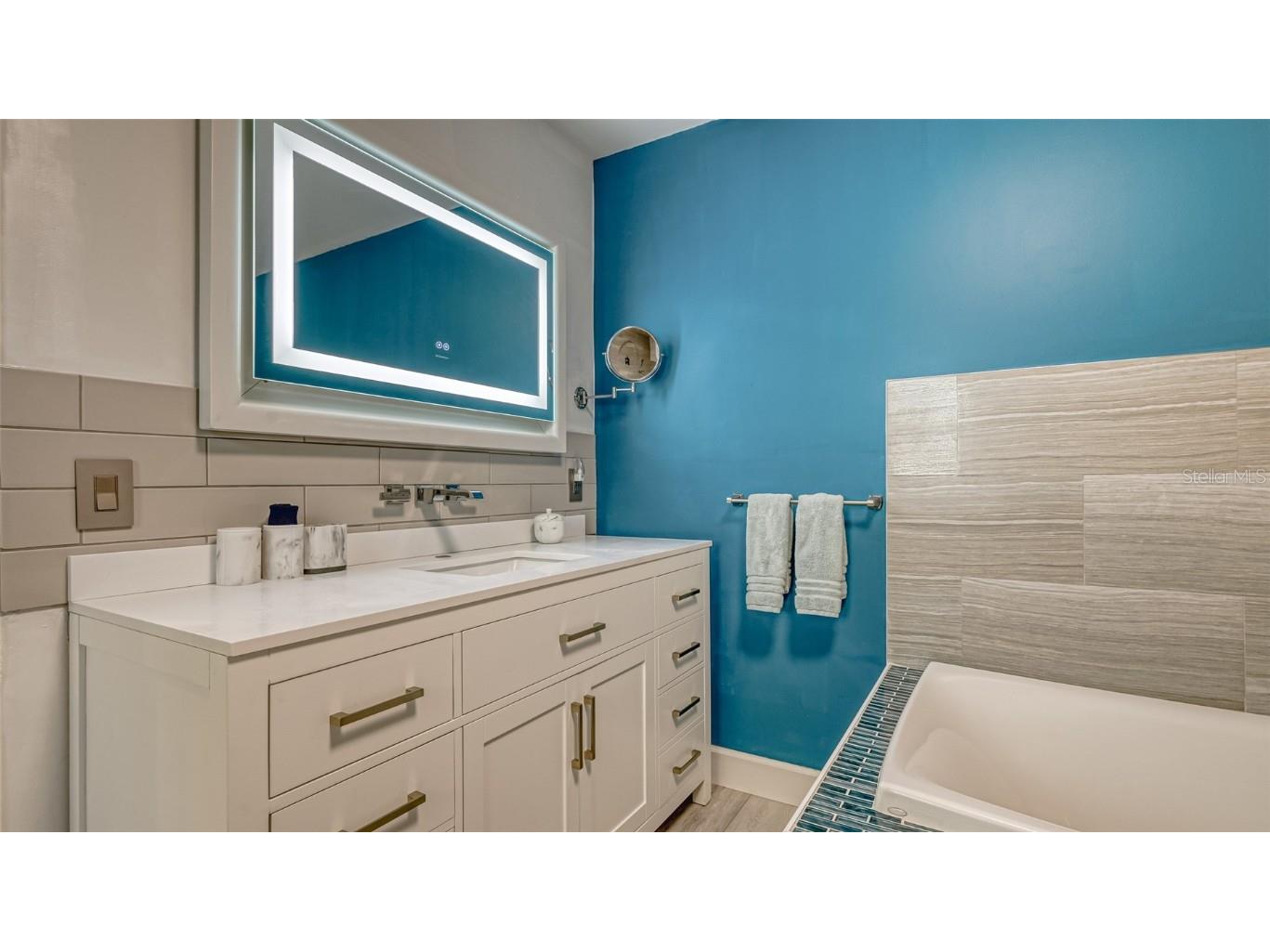 500 Schooner Lane Longboat Key FL 34228 A4561269 image31