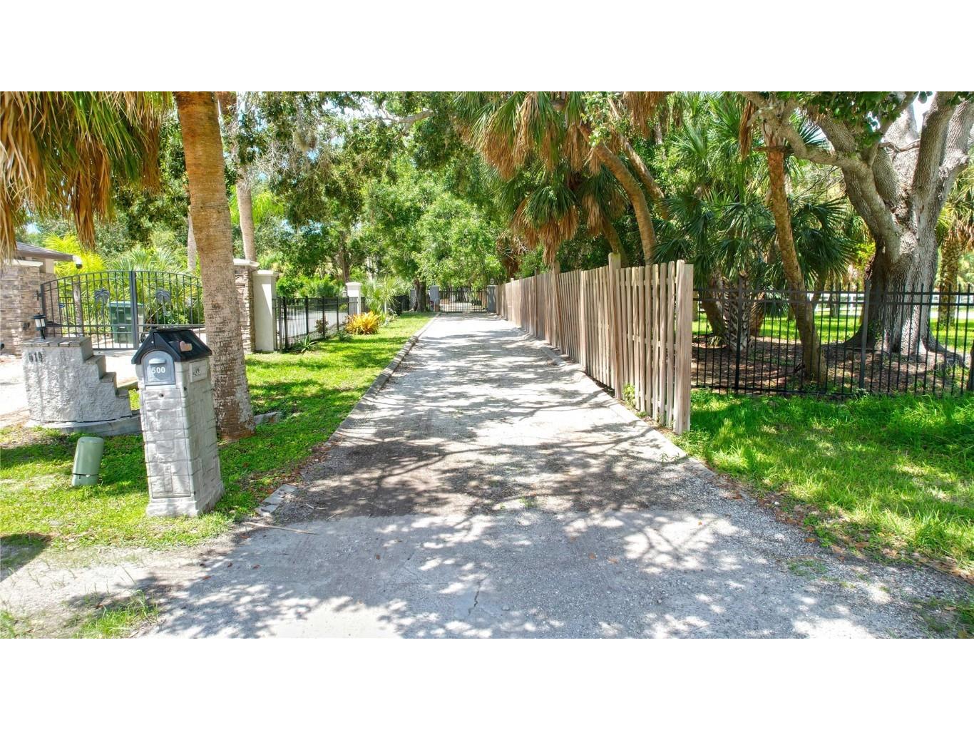 500 Suffolk Circle Nokomis FL 34275 A4662957 image2