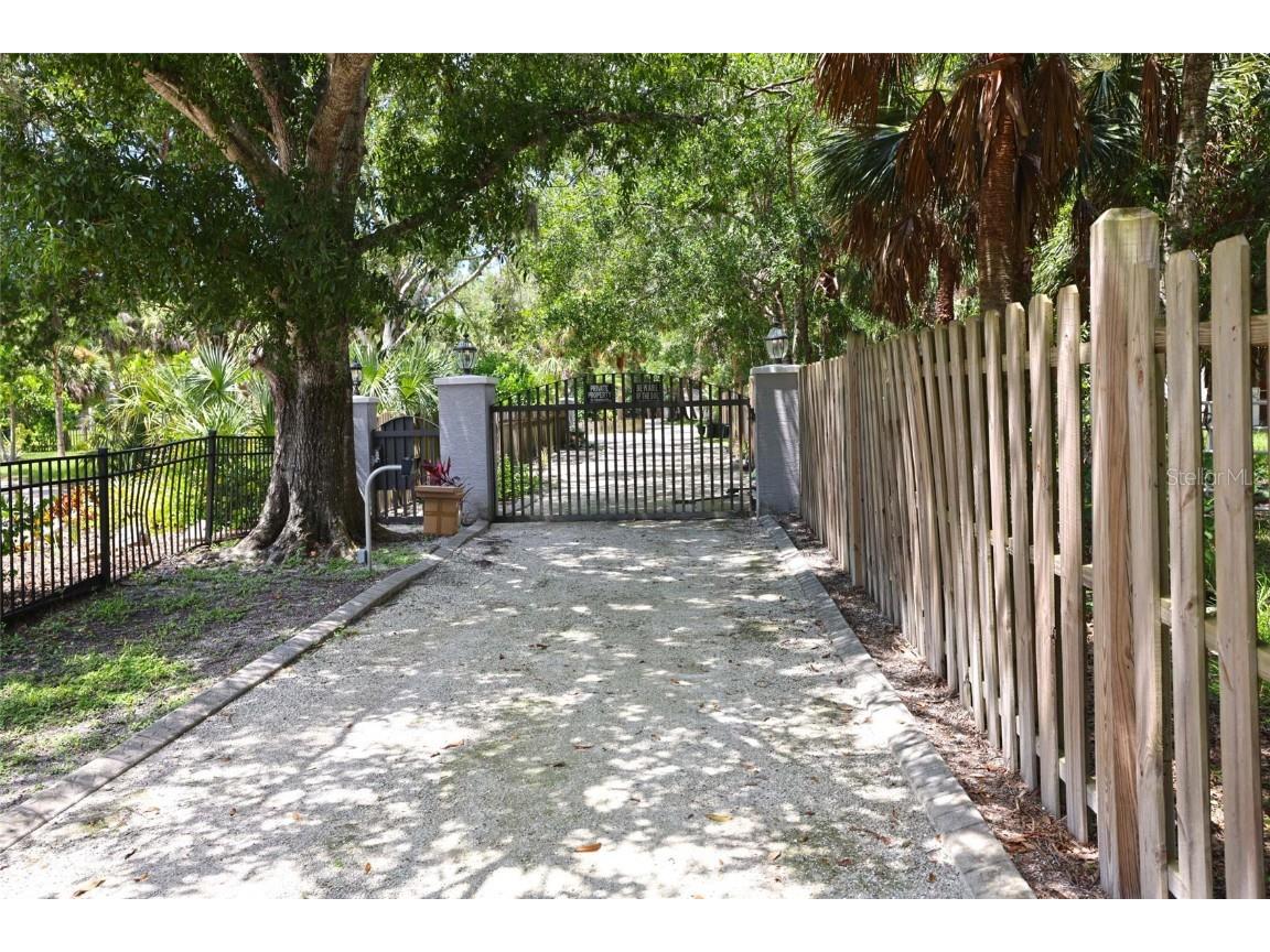 500 Suffolk Circle Nokomis FL 34275 A4662957 image3