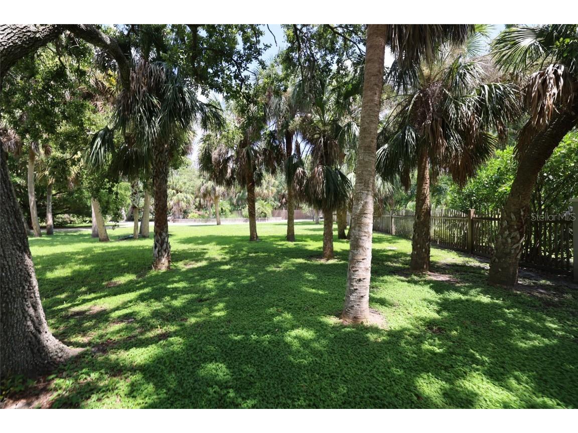 500 Suffolk Circle Nokomis FL 34275 A4662957 image36