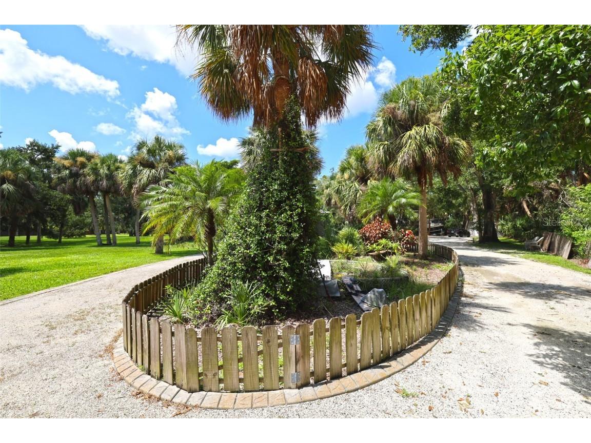 500 Suffolk Circle Nokomis FL 34275 A4662957 image4