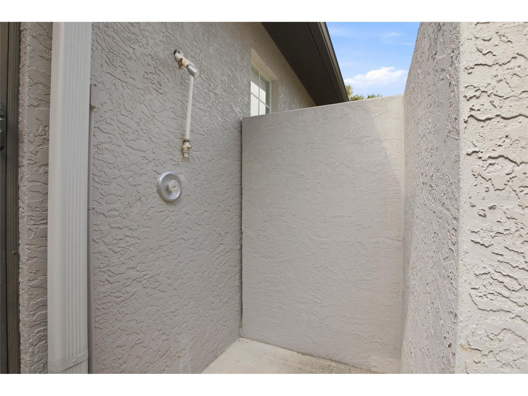 500 Suffolk Circle Nokomis FL 34275 A4690870 image37