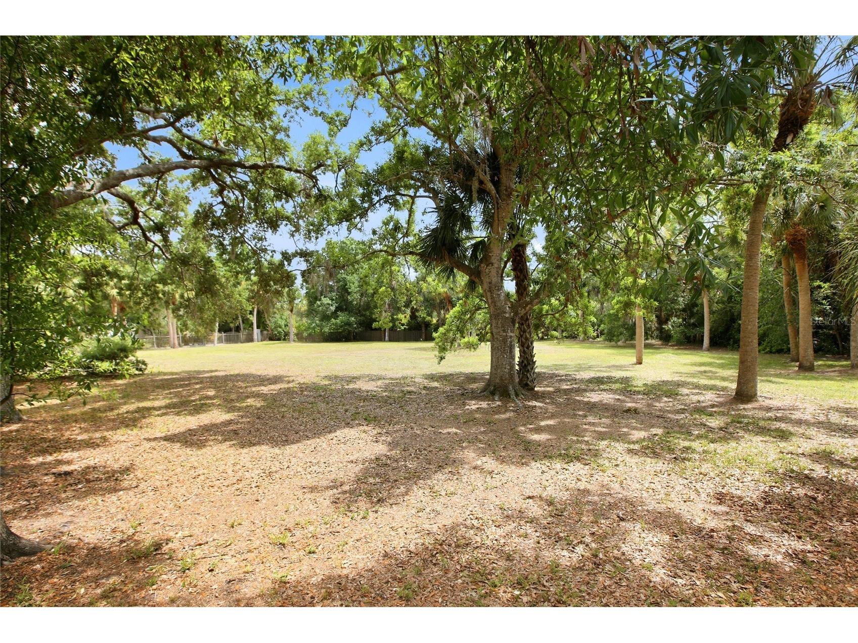 500 Suffolk Circle Nokomis FL 34275 A4690870 image39