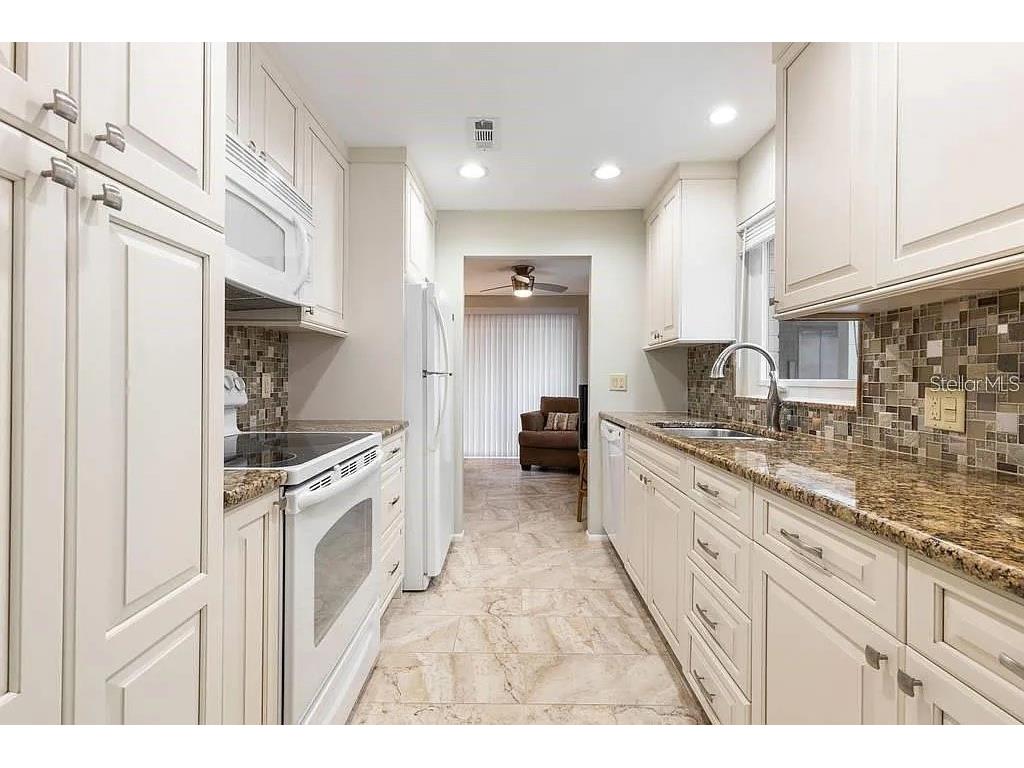 500 The Esplanade N #405 Venice FL 34285 - GULF OF MEXICO O6368130 image19