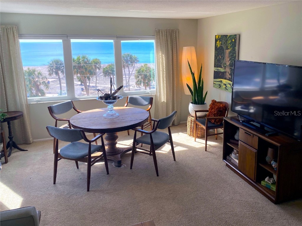 500 The Esplanade N #405 Venice FL 34285 - GULF OF MEXICO O6368130 image4