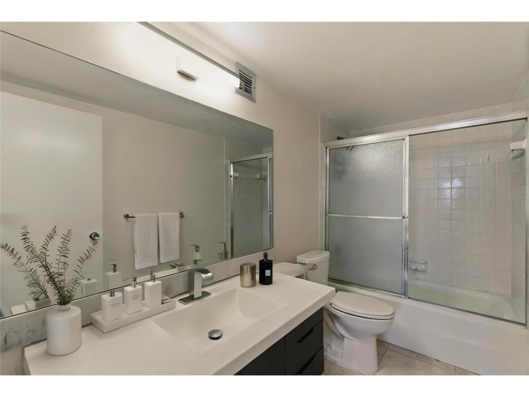 500 Three Islands Boulevard #1008 Hallandale Beach FL 33009 TB8507851 image20
