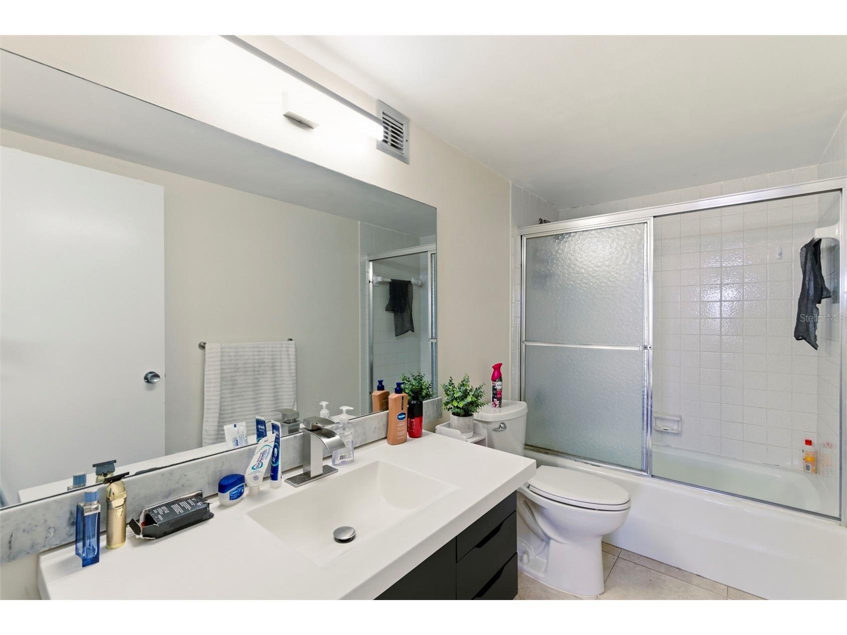 500 Three Islands Boulevard #1008 Hallandale Beach FL 33009 TB8507851 image21