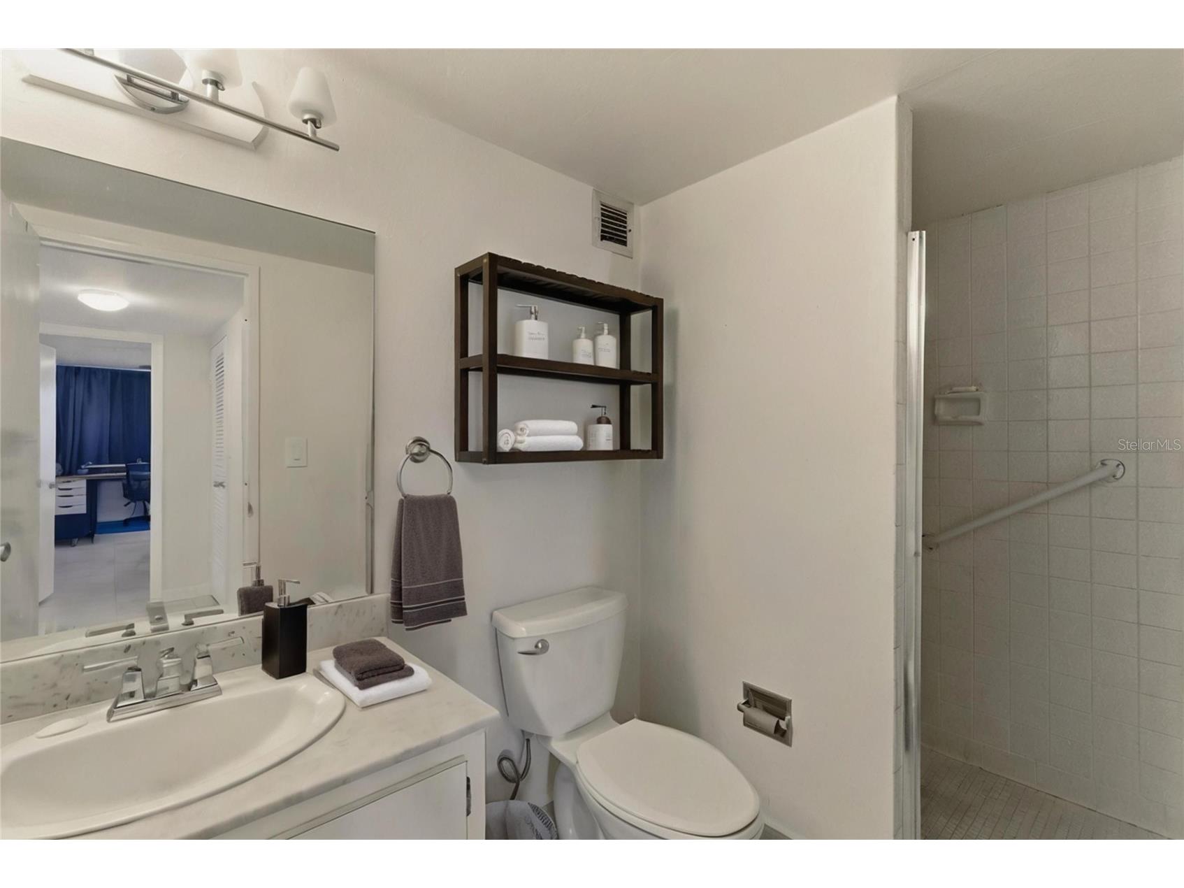 500 Three Islands Boulevard #1008 Hallandale Beach FL 33009 TB8507851 image25