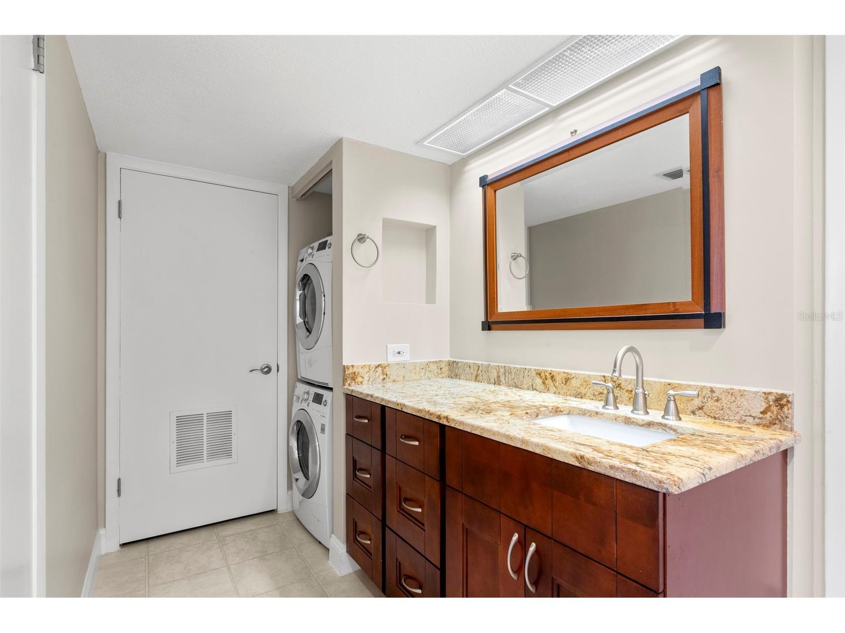 500 Treasure Island Causeway #205 Treasure Island FL 33706 TB8506611 image16