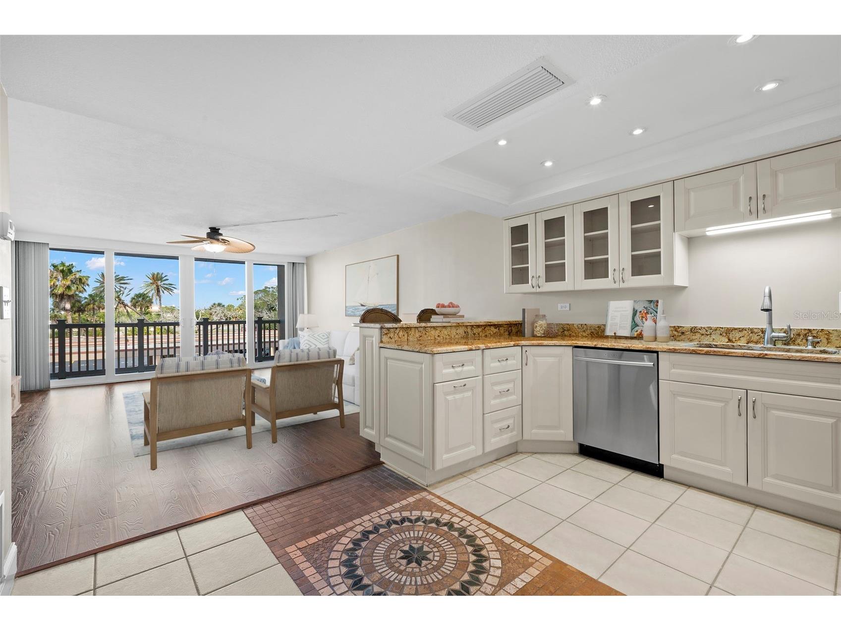 500 Treasure Island Causeway #205 Treasure Island FL 33706 TB8506611 image5