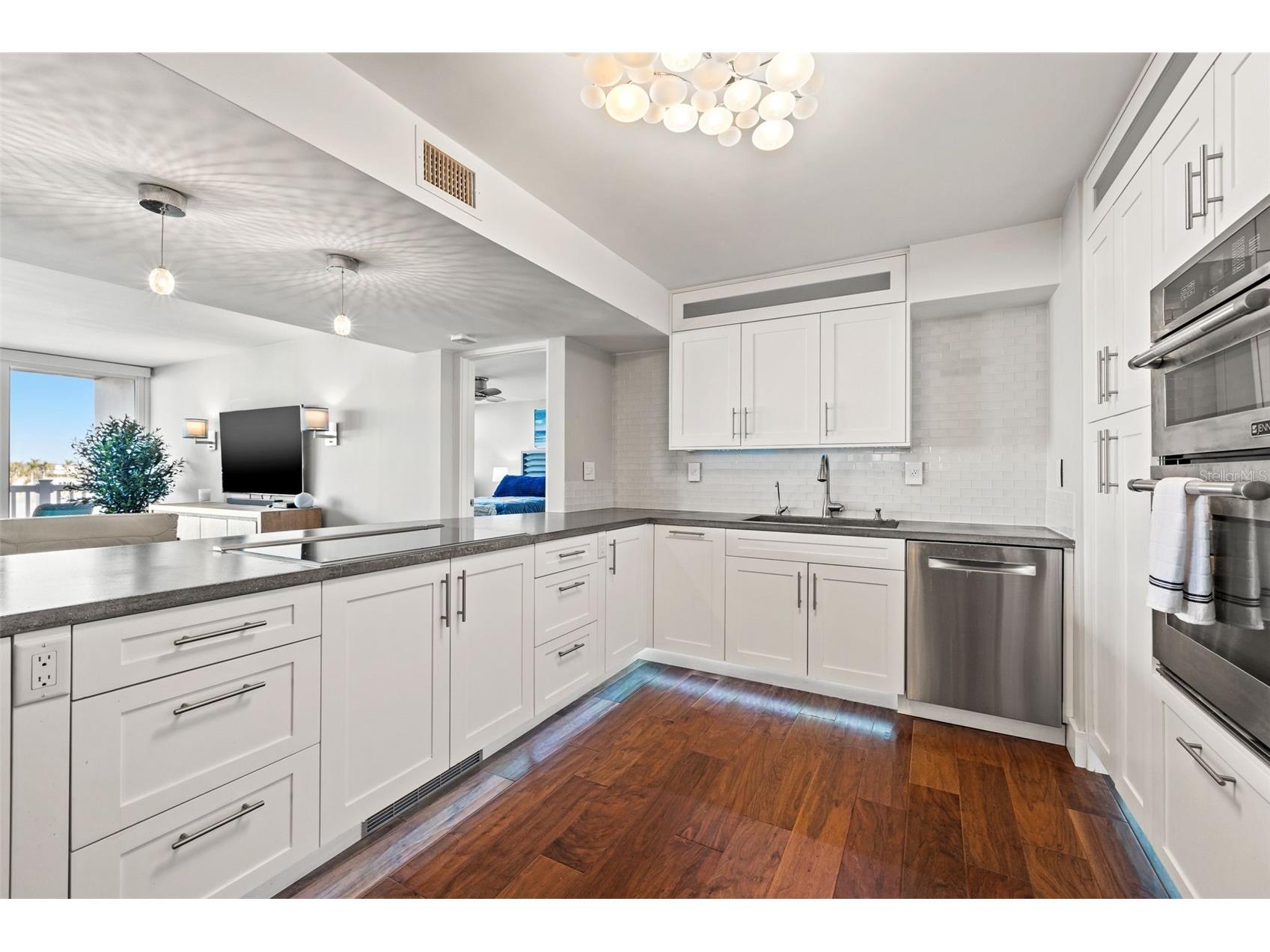 500 Treasure Island Causeway #308 Treasure Island FL 33706 - BOCA CIEGA BAY TB8496427 image10