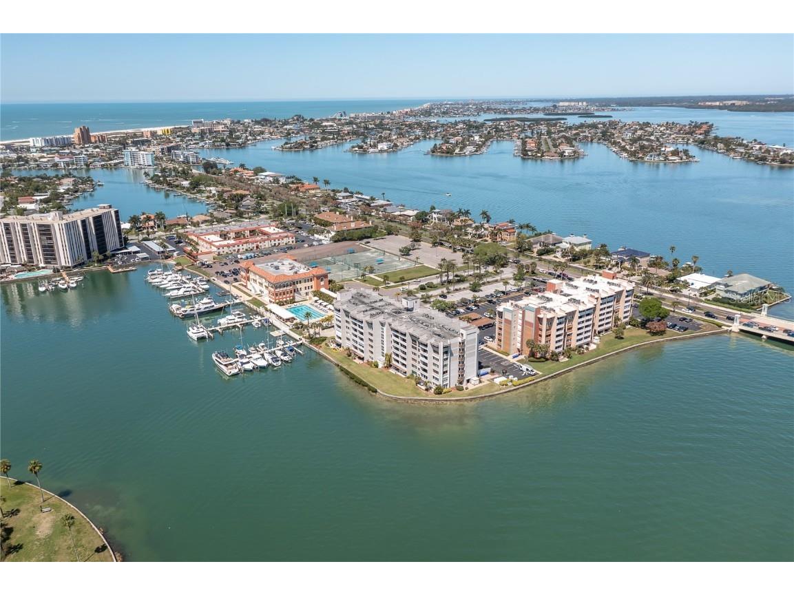 500 Treasure Island Causeway #406 Treasure Island FL 33706 - INTRACOASTAL WATERWAY TB8448513 image1