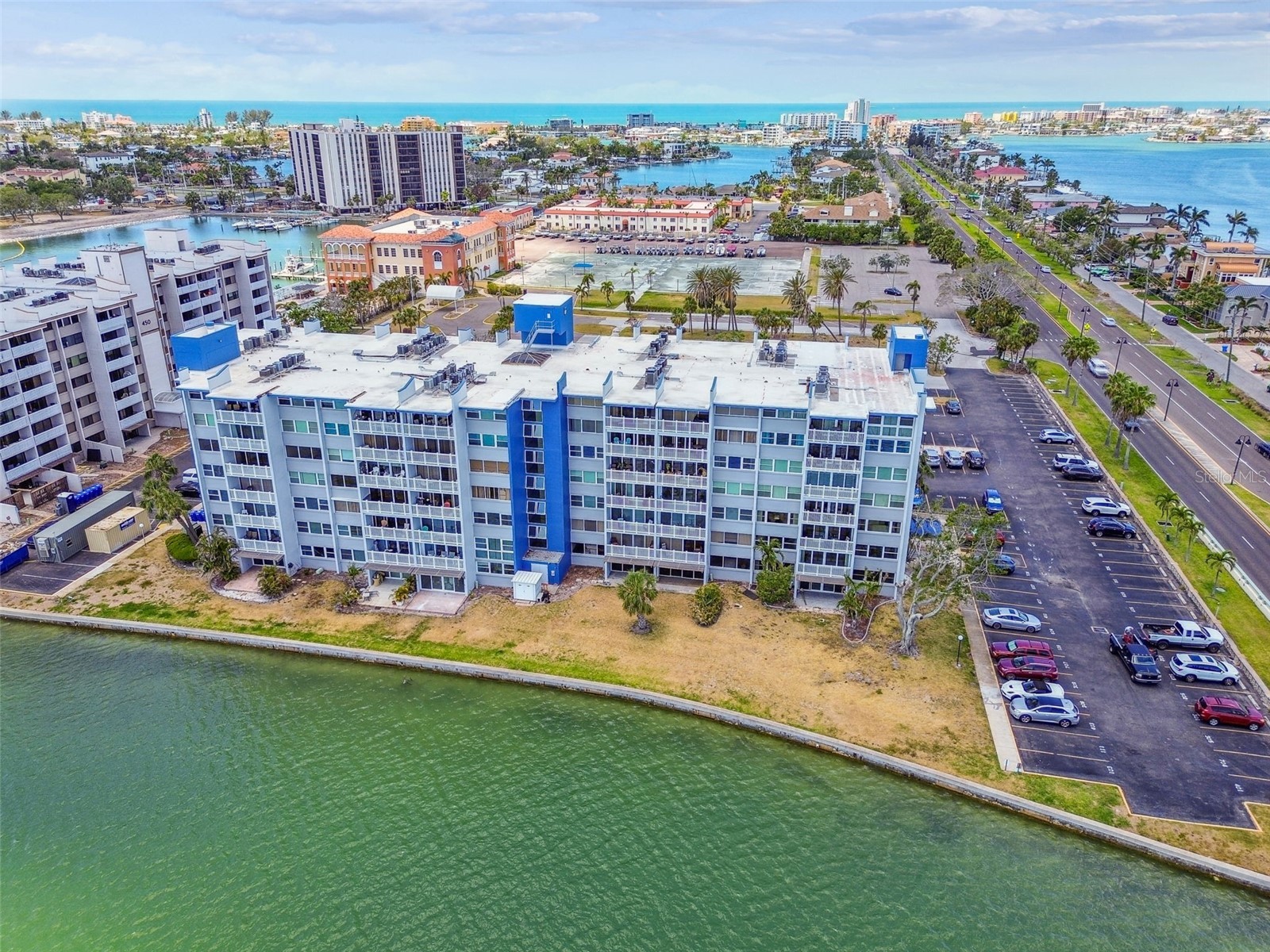 500 Treasure Island Causeway #607 Saint Petersburg FL 33706 TB8526247 image1