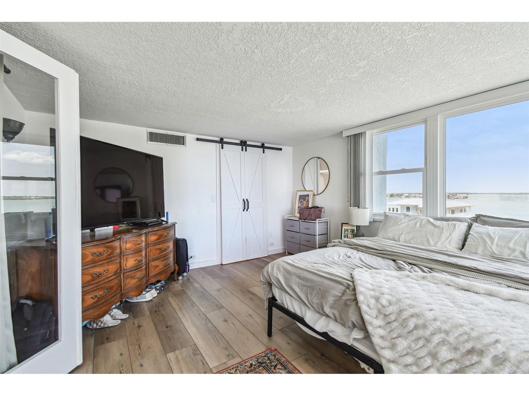 500 Treasure Island Causeway #607 Saint Petersburg FL 33706 TB8526247 image40