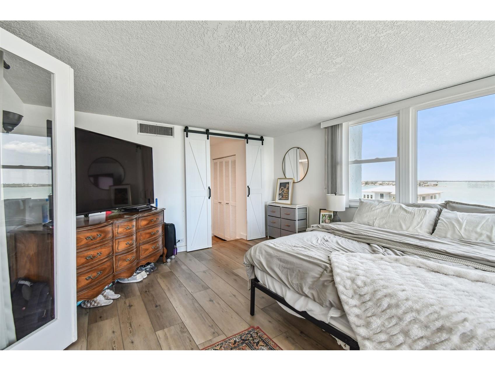 500 Treasure Island Causeway #607 Saint Petersburg FL 33706 TB8526247 image41