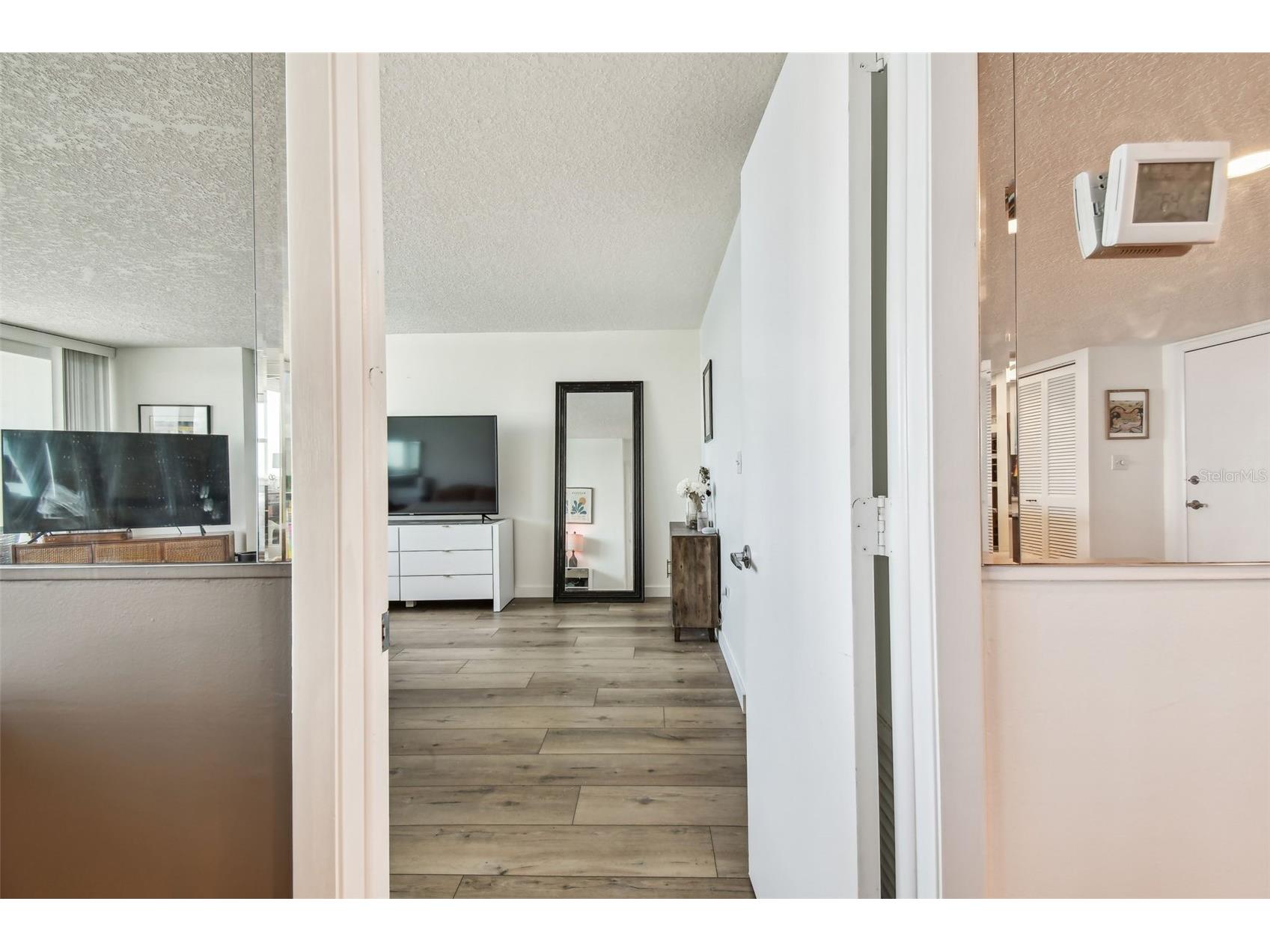 500 Treasure Island Causeway #607 Saint Petersburg FL 33706 TB8526247 image48