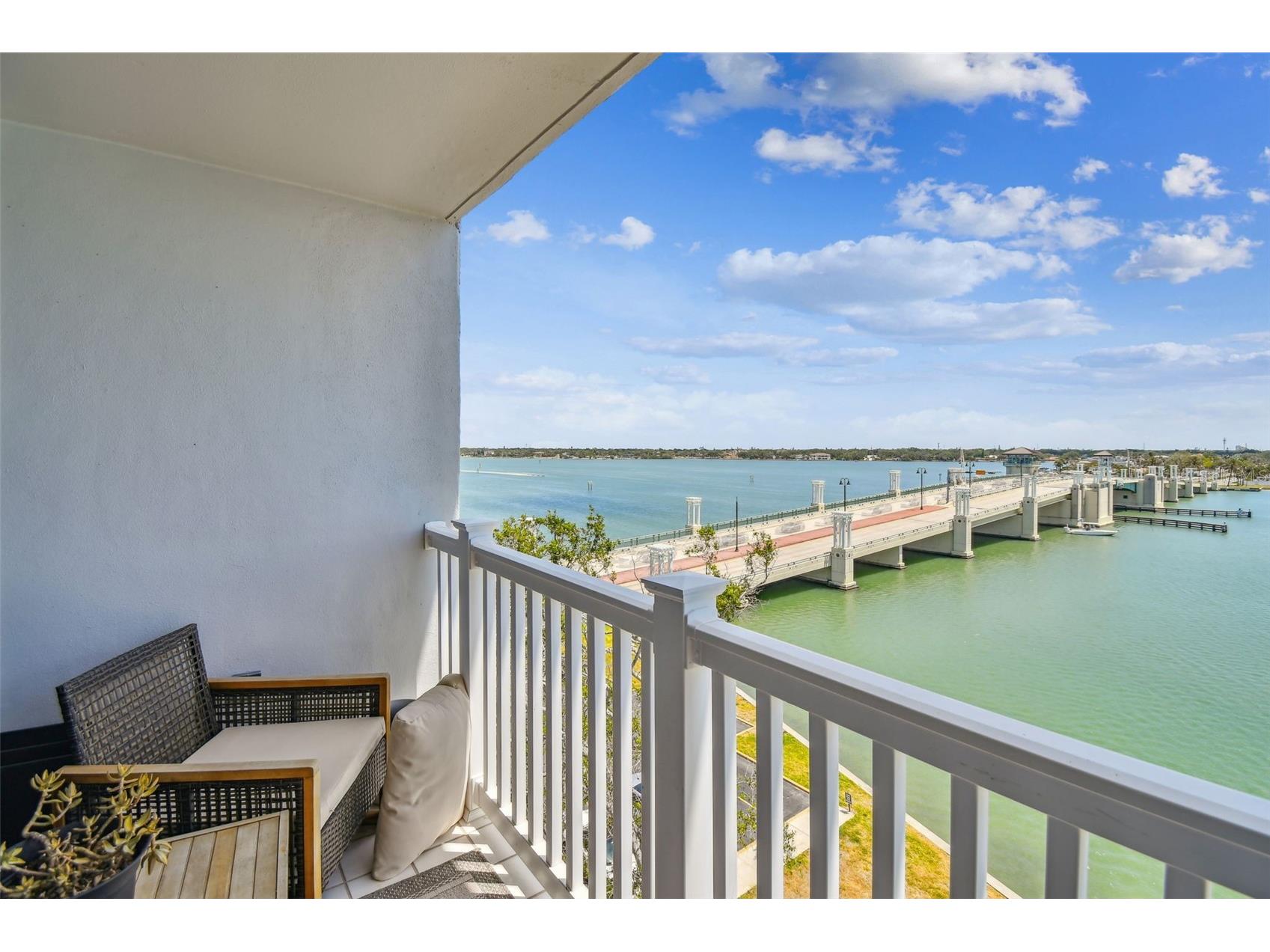 500 Treasure Island Causeway #607 Saint Petersburg FL 33706 TB8526247 image62