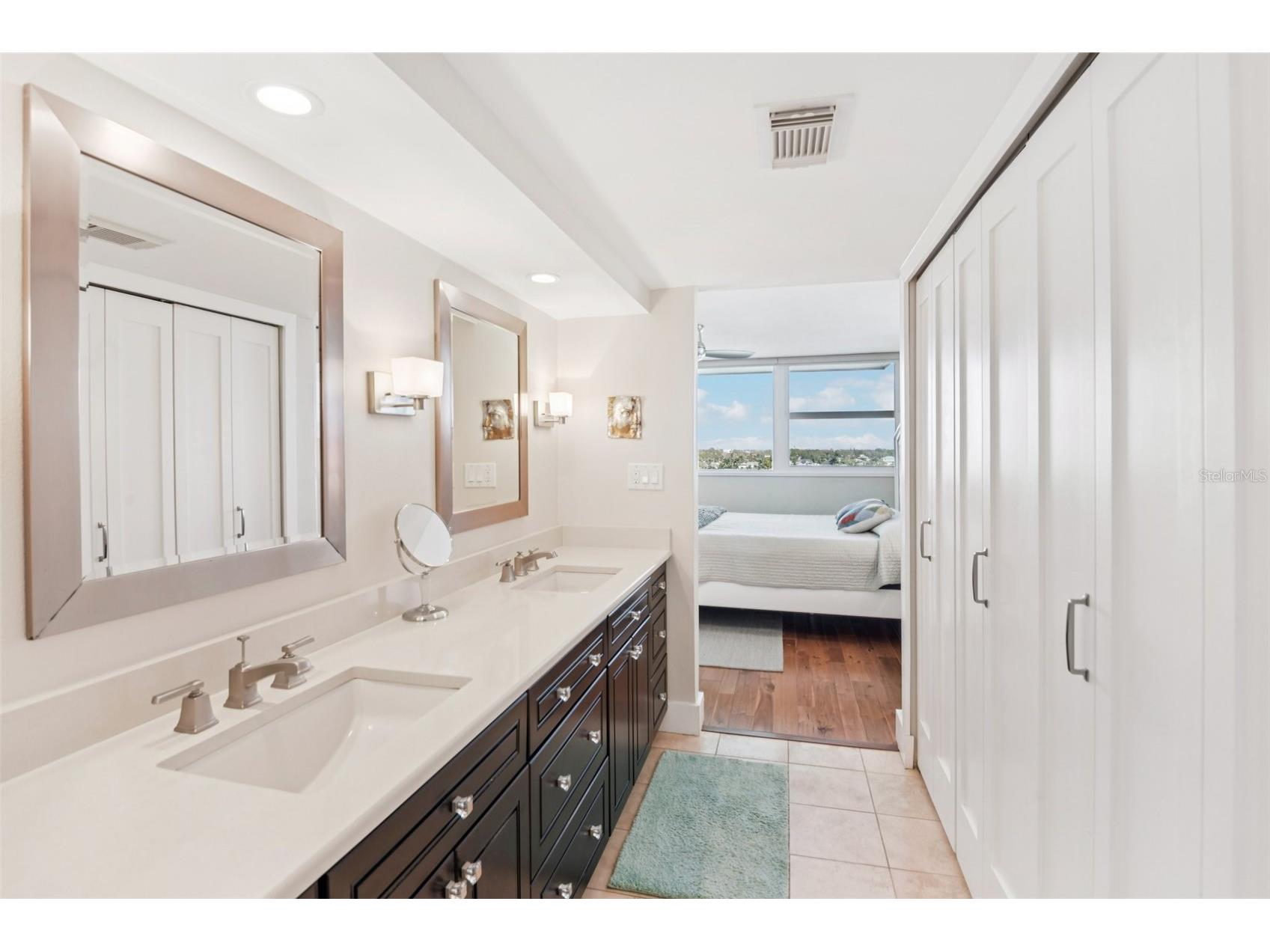 500 Treasure Island Causeway #711 Treasure Island FL 33706 TB8425977 image22