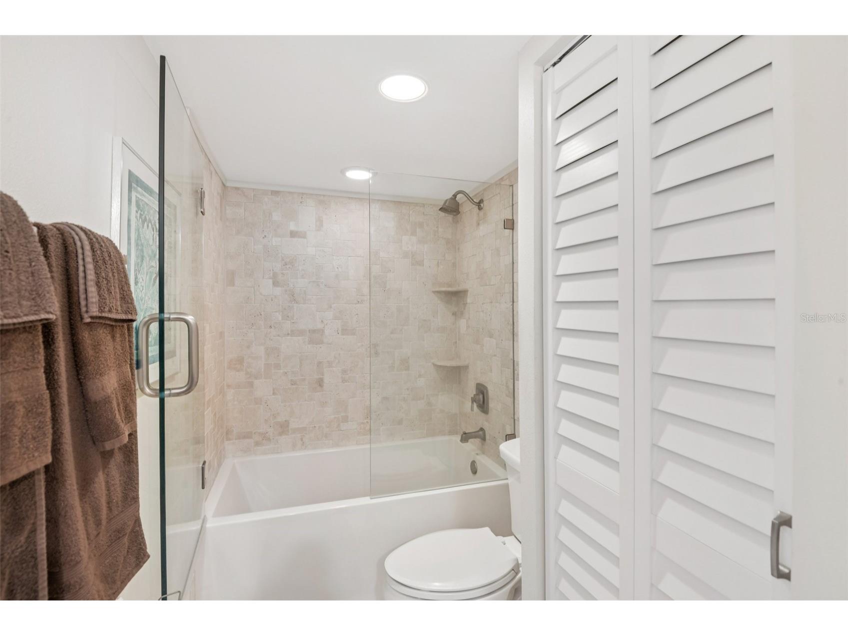 500 Treasure Island Causeway #711 Treasure Island FL 33706 TB8425977 image25