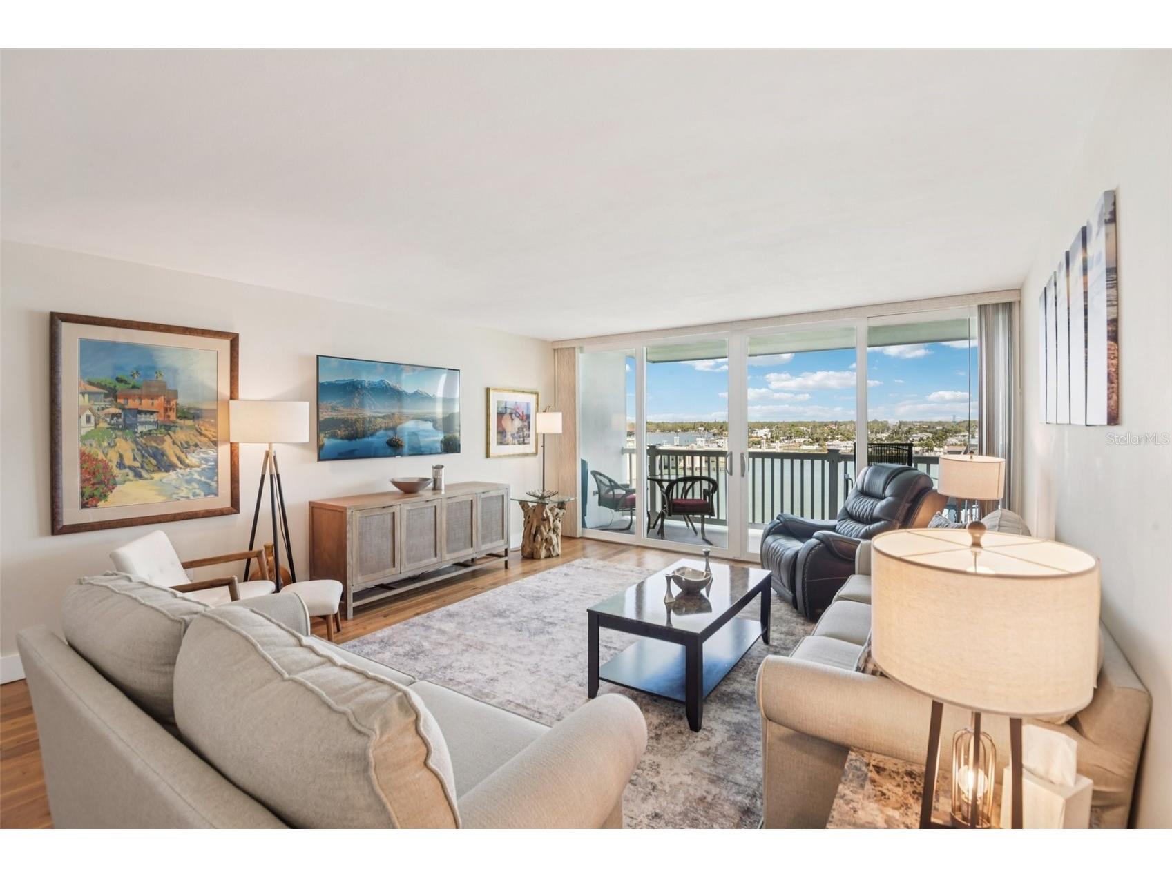500 Treasure Island Causeway #711 Treasure Island FL 33706 TB8425977 image3