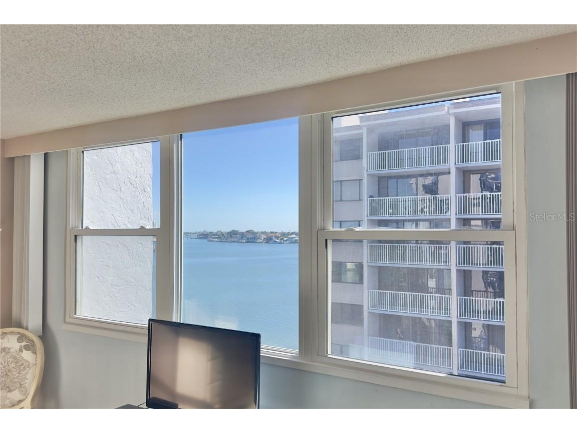 500 Treasure Island Cswy #501 Treasure Island FL 33706 TB8456787 image16