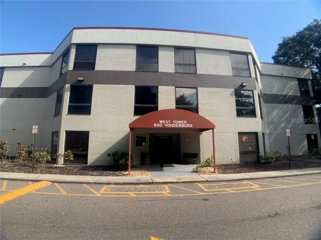 500 Vonderburg Drive #215 Brandon FL 33511 T3423112 image1