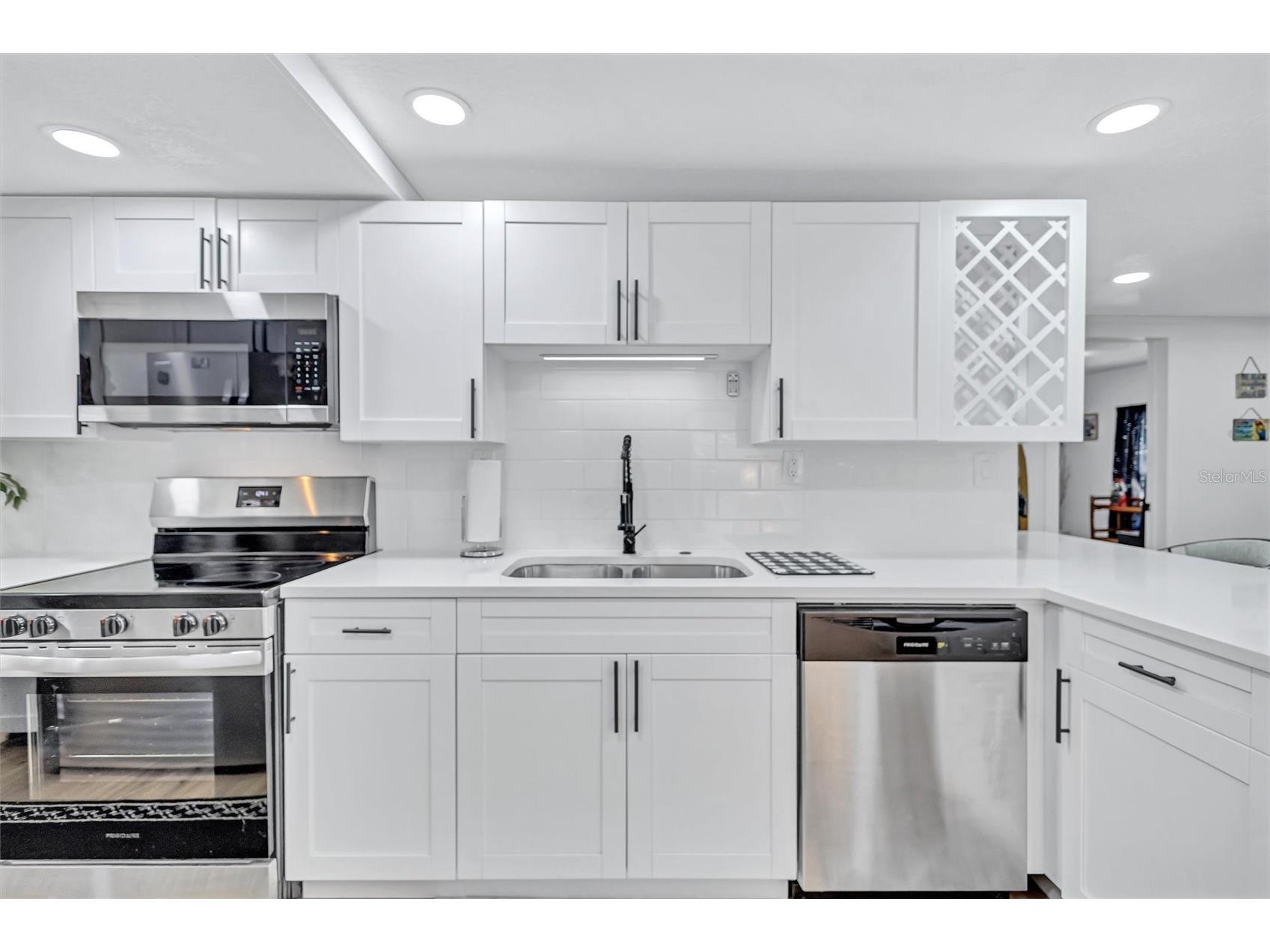 5000 43rd Avenue N Saint Petersburg FL 33709 G5114220 image23